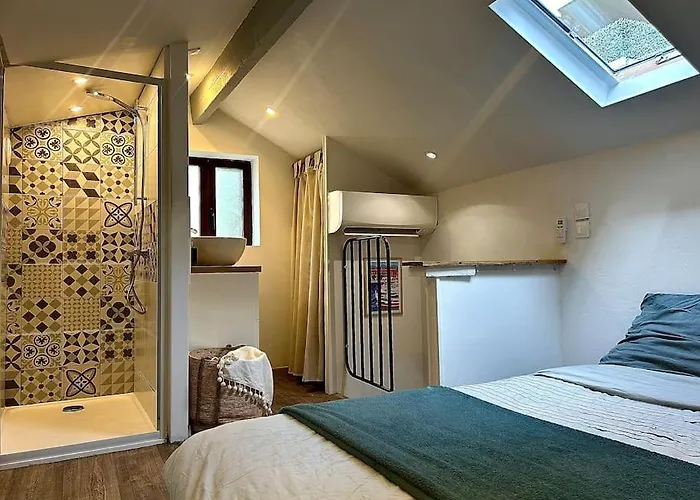 Petite Maison Atypique A Nice
